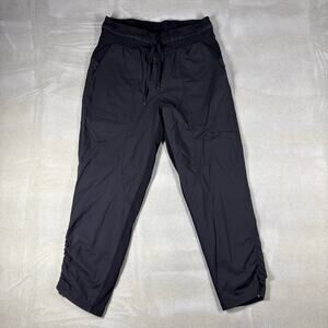 Lululemon Womens Crop Pants Size 6 Black Ruched Hem Athletic Yoga Capris